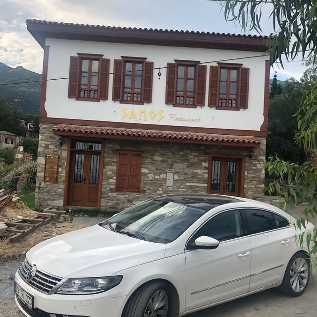 Samos Restaurant dış cephe gündüz