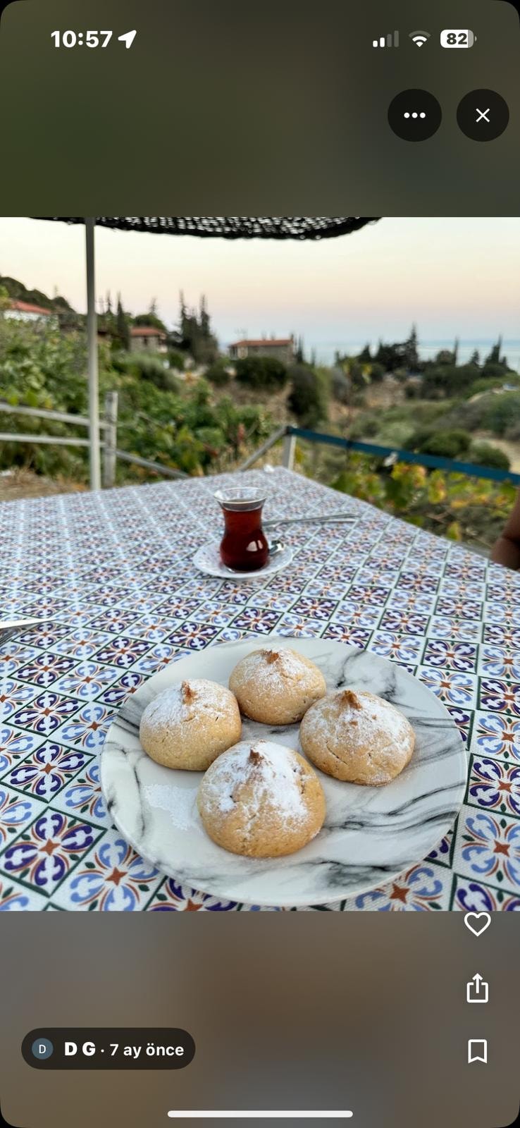 D G — Samos kurabiye ve çay